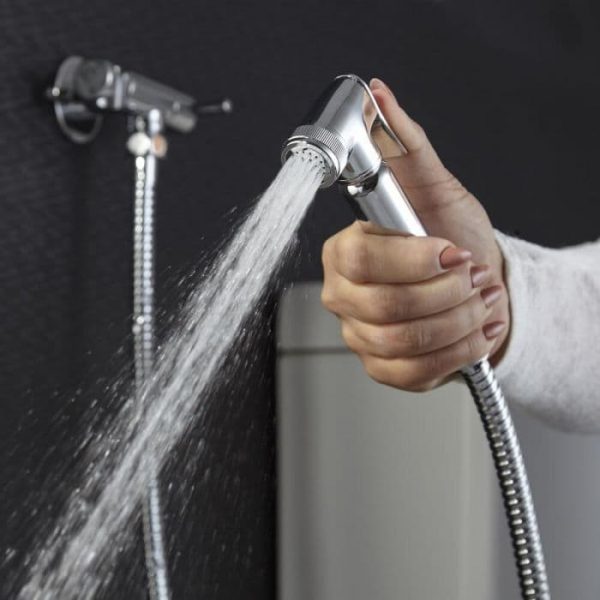 Douchette hygiène murale moderne - Utilisation